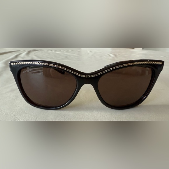 CHANEL Accessories - CHANEL Sunglasses with Gold Chain Brow